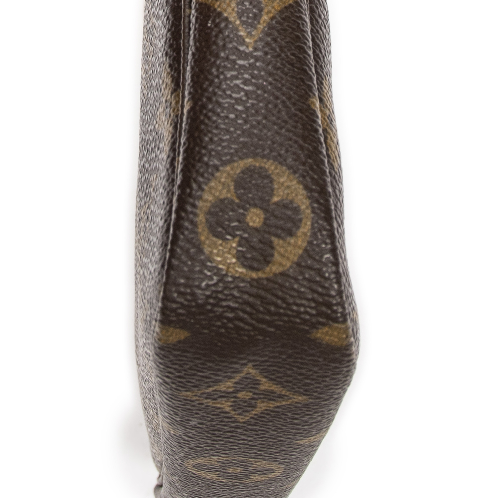 Louis Vuitton Accessory Pouch - Picture 8 of 10